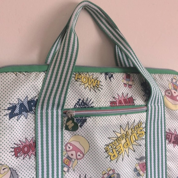 Harajuku Lovers ‘Super Hot Female’ Shoulder Bag - Picture 11 of 16